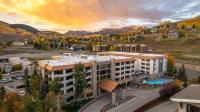 Studio 518 at Perfect Location with Pool and Hot Tub - Ferienwohnung Crested Butte