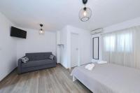Studio with Terrace