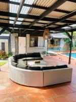 The Pool House Carrara - B&B