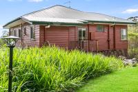 Stylish, Scenic Rural Retreat - B&B Upper Caboolture