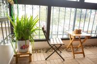 ZeitHome 305, 2 Special Balconies, 2 Beds, WIFI, NETFLIX - B&B Hanoi