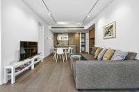 The Pinnacle Carlton - city views - B&B Melbourne