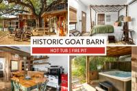 Pet Friendly! Hot Tub, 2mins from Main, Fire Pit - B&B Fredericksburg