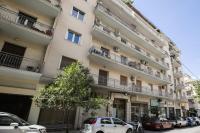 Attica - Captivating 2-Bedroom Apt & Balcony in Athens - B&B Athens
