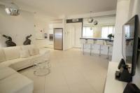 Red Sea View Apartment with Mamad by Sea N' Rent - Bed and Breakfast Eilat