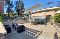 Color House, roof garden & parking - B&B Rome