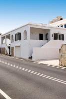 Elia Syros - B&B Vári