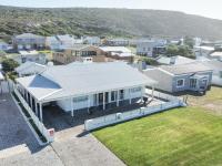 Simplicity 2 - Bed and Breakfast Agulhas