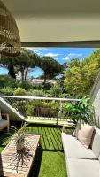 LE BOHÈME - balcon vue jardin - clim - place de parking - wifi - 5min plage - B&B La Grande-Motte