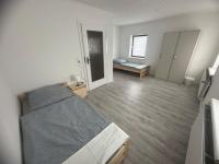 Großes Zweibettzimmer