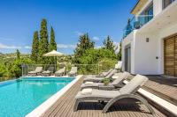 Villa Katrina - Bed and Breakfast Svoronáta