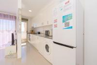 Beachside Penthouse La Red Edward - B&B Campello