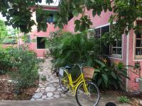 Apartamento de 1 dormitorio con jardín