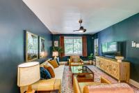 Easy Access to Pittsburgh Urban Retreat with Deck - Ferienwohnung Pittsburgh