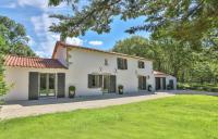 Villa piscine etang et foret - Ferienwohnung