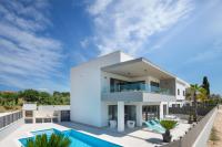 Villa Fasana-Apartment 1 by Vivi Rent - Chambres d’hôtes Fažana