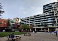 1 bedroom easy life convenient - B&B Sandyford