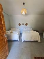 Vierbettzimmer mit Gartenblick