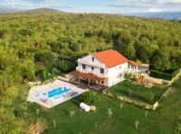 Villa Violet - Ferienwohnung Grude