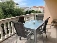 Holiday Home Bella 1 & Bella 2 - B&B Povljana
