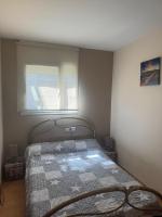 Apartamento de 2 dormitorios con balcón