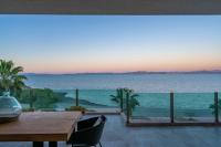 Four-Bedroom Luxury Apartment