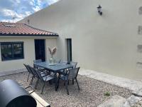 Maison splendide avec piscine - Chambres d’hôtes Ribérac