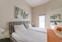 Deluxe Two-Bedroom Apartment