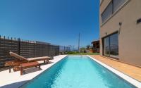Diosa Luxury Living with Private Pool - Bed and Breakfast Lygaria