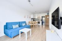 ApartamentyPrzyMorzu Bałtycki z miejscem postojowym i ogródkiem - B&B Kołobrzeg