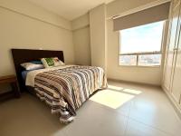 Apartamento de 2 dormitorios con vistas a la bahía