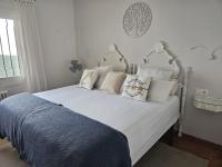 Doppelzimmer mit Kingsize-Bett