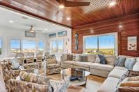 On the serene north end of Amelia Island, beach house will accommodate up to 14, 424 Ocean Ave - Chambres d'hôtes Fernandina Beach