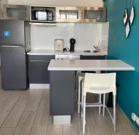 Studio en bord de mer - létama - B&B