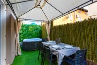 Marila Deluxe, Patio con idromassaggio - B&B