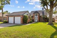 Golfing Near the Pool- Near Stadiums, Hot Tub, Fire Pit - Chambres d'hôtes Euless
