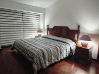 Chambre Lits Jumeaux - Vue sur Piscine
