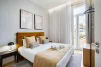One-Bedroom Apartment with Balcony