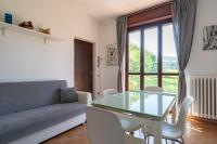 Jasmine Lilla - apartment in villa with terrace - B&B Lierna