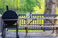 Cozy Family Getaway w Games Hot Tub & Fire Pit - B&B Bryson City