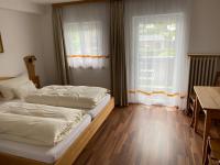 Doppelzimmer mit Balkon