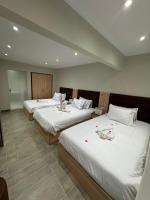 Habitación Triple con vistas a la montaña