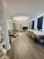 VIP BIG Apartment - B&B Batum
