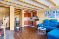 Appartamento con 2 Camere da Letto e Vista Lago