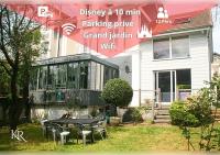 Maison tout confort proche Disneyland avec Jardin, BBQ & parking privé - B&B Esbly
