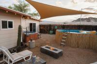 Twentynine Palms Desert Oasis with Pool and Hot Tub! - Chambres d’hôtes Twentynine Palms
