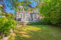 Latimer House - Bed and Breakfast