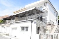 Apartment Olea Crikvenica - with beautiful sea view, near the sandy beach and center - B&B