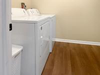 Ideal 2BR 1BA Apartment Near IUP & More! - B&B Indiana