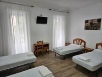 Vierpersoonskamer met Gedeelde Badkamer